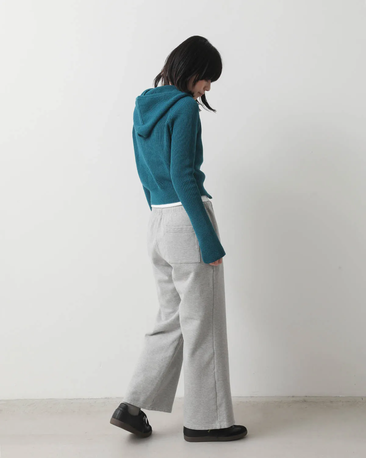 COZY FIT SWEATPANTS
